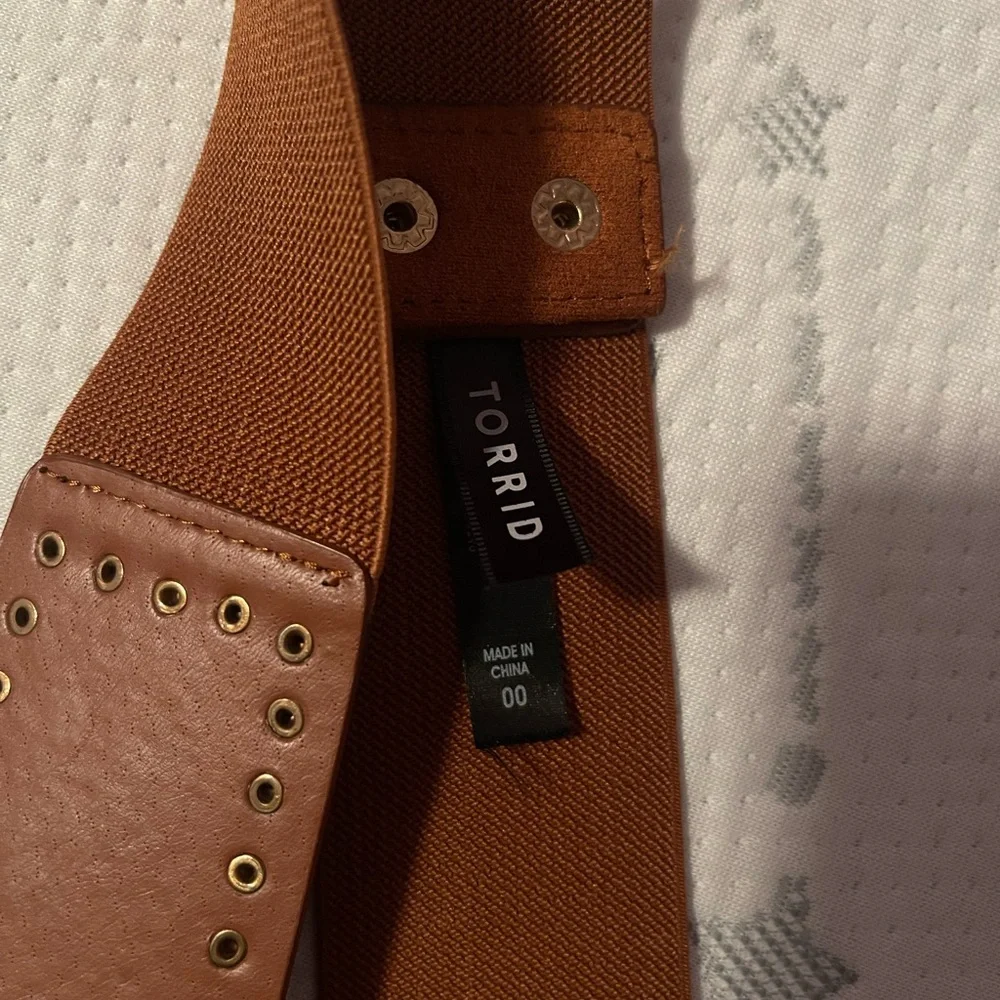 Belt - Picture 3 of 4
